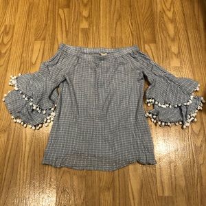 Bell sleeve top